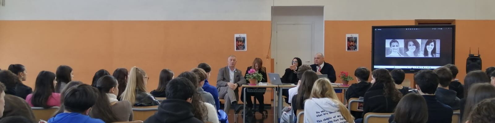 Con l'Associazione Penelope contro la violenza di genere